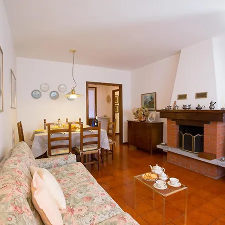 Poggio Fiorito Loggetta Apartamento